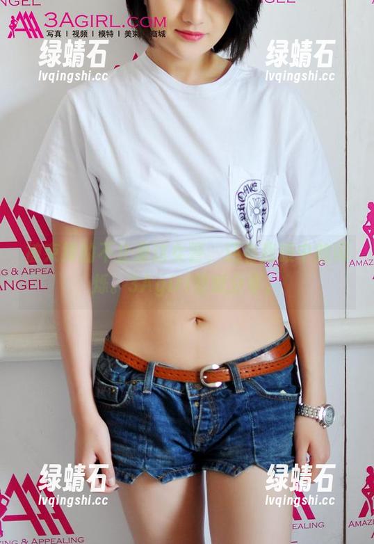 被束缚的不止是这女警，还有我眼中的闪烁。3Agirl壁纸分享。
