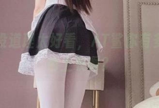 这美图没道理太好看，AT鲨你有多会选蓝色上衣啊？