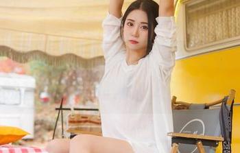 Bomi(普美)的眼镜系列，你敢相信这种简单的套图也能如此迷人？下载成瘾！