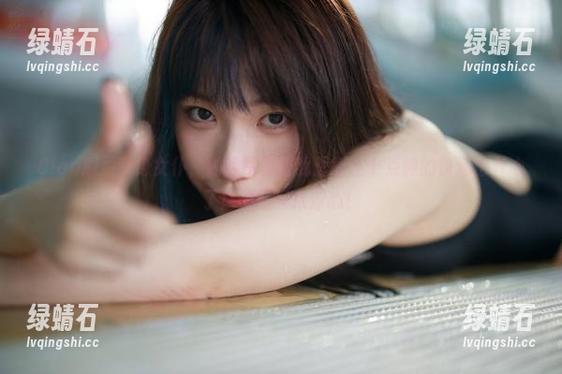 Cien恩恩变身女仆，她的写真让我想抓住十点钟的快递也开心了！美图又来撩心！