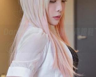 De惊艳╳Dami(퀸다미)的美图：高跟鞋下的优雅舞步