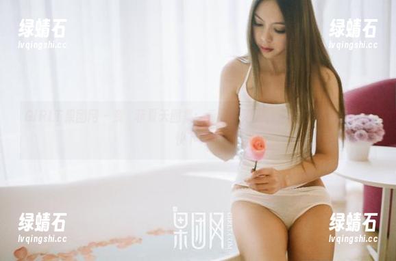 GIRLT果团网 - 龚玥菲夏天图集：看腻了阳光，来点轻松的凉意，快下载！