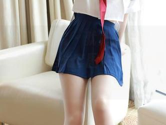 MFStar模范学院 – 就算是制服，Jennanni_Jen的无圣光套图也是一种颠覆，敢做敢SHOW。