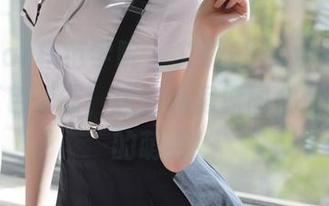 MFStar模范学院 – 艾莉Evelyn其实最适合红色泳衣，这些私房原图全都在戳我的萌点！