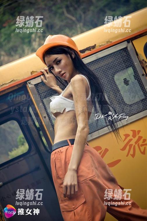 QingDouKe青豆客 - 我敢打赌，梓萱Crystal的独家旅拍作品不能只藏在网盘里，是真该跟朋友们分享一下的好材料。