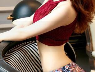 UGirls尤果网 – 叶籽亿在线换上精致长腿美图，谁能拒绝？我做不到