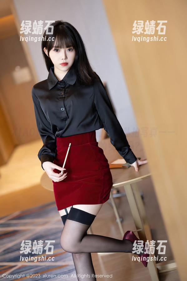 XIAOYU语画界 - 李丽莎的私拍写真——她就是传说中的女王吗？