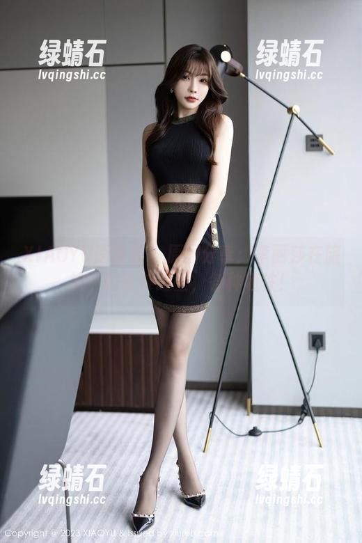 XIAOYU语画界 - 原图分享：李丽莎在旅拍中的各种造型，各种随性！
