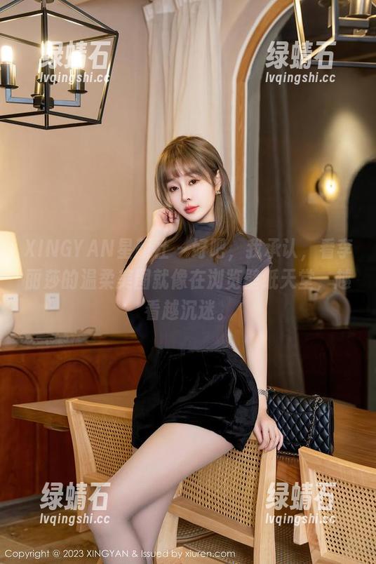 XINGYAN星颜社 - 好吧，我承认，看李丽莎的温柔美图就像在浏览壁纸天堂，越看越沉迷。