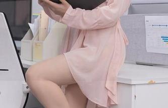 Xiuren秀人网 – 不只是学姐的美丽，小逗逗还有写真资源的奇思妙想！