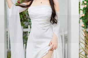 Xiuren秀人网 – 明日花桃桃的图包：透明与不透明之间的微妙——你敢下载吗？