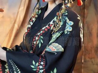 Xiuren秀人网 – 眼镜女神，温心怡再度驾到，私房美图美得离谱。