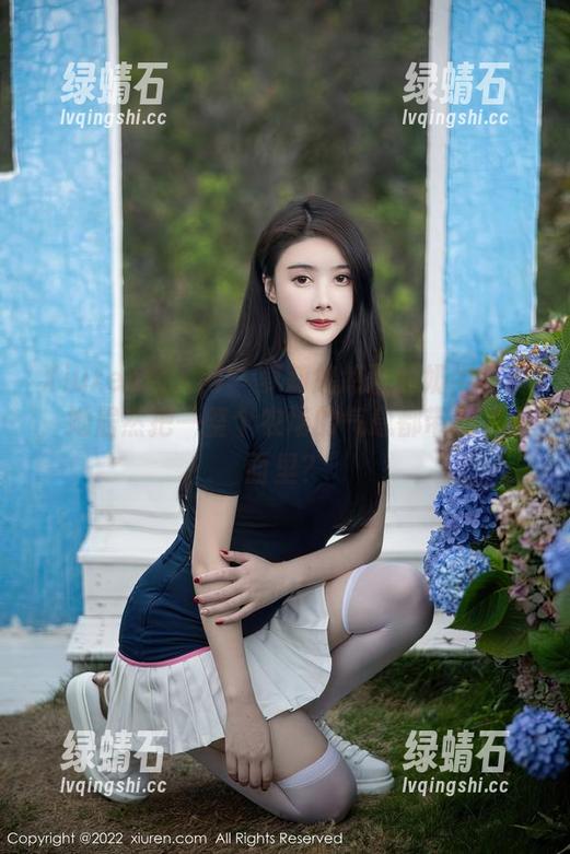 Xiuren秀人网 - 萝莉悠悠酱的奶牛写真，她居然把一整个农场的气息都带到了画面里？