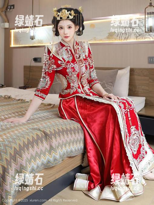 Xiuren秀人网 - 分享陶喜乐_lele的JK作品集，撩动你心底的小雀跃有没有想过她在想啥？