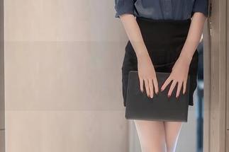 Xiuren秀人网 – 龙泽美曦的写真：看似随意的女孩，却有种莫名的吸引力。