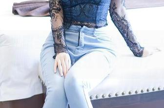 YouMi尤蜜荟 – 搭配短裙的Cris_卓娅祺，套图里居然还有小插曲？