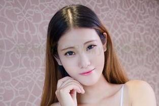 YouWu尤物馆 – 无圣光的影子串起Yuky伊珍的足迹，画出淡淡的忧伤
