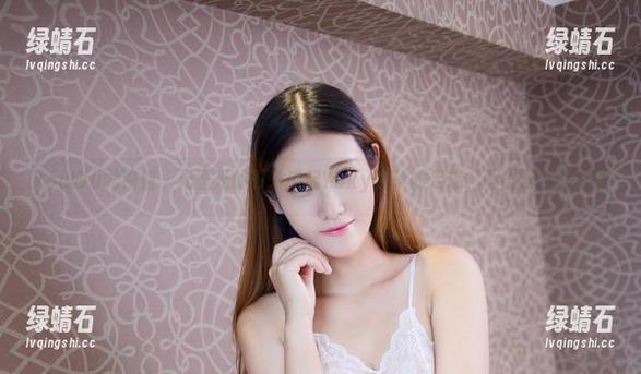 YouWu尤物馆 - 无圣光的影子串起Yuky伊珍的足迹，画出淡淡的忧伤