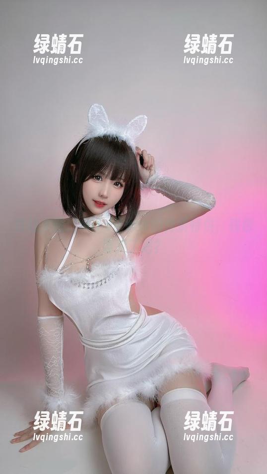 在线美图：miko酱ww的付费特供，钱包要哭了吧？