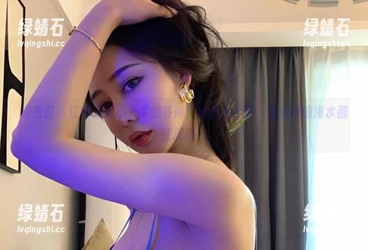 微密圈 - 江苏又见不爱笑的赛琳，在线水手服，高清好像海水都在流动！