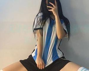 微密圈 – 无法抗拒的诱惑，俏妞t原图里的黑丝绝绝子。