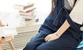 头条女神 – 文雪的和服好似悄悄在讲述一场”图包梦“。
