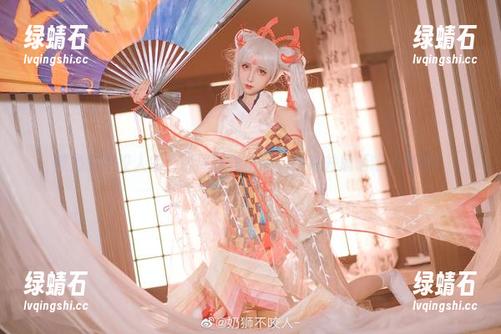 被奶狮不咬人的公孙离写真电到，快来并肩晒晒小图包！