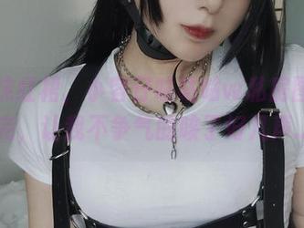 这一抹红裙，小容仔咕咕咕w私房图集看完，让我不争气的咳了好几声…