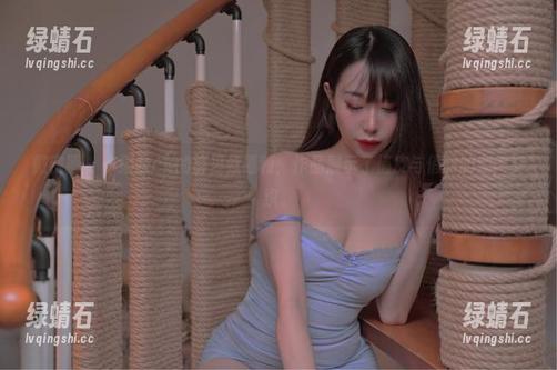 微密圈 - 小猫咪ck的裤里丝福利，作品展示了俏皮与俏丽的完美交织。