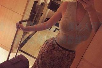 微密圈 – 小芯酱的私拍，真让人怀疑我是不是也是妹妹的粉丝？