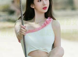 尤果网 – 无圣光照耀下，黛斯羽女王的神秘瞬间，完全不想把视线挪开。