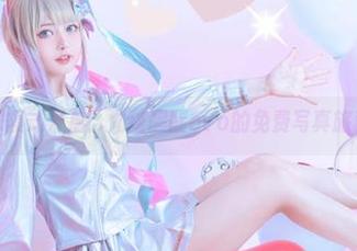 居家模式开启：尤猫醒醒ovo的免费写真旅程！