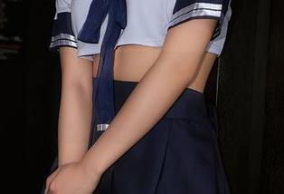 尤蜜荟 – 黄乐然的高清图库，恬静少女跟我分享了她的淡淡忧伤