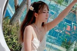 画像里的御子Yumiko：来一份福利肉丝，让我们来聊聊这幅图吧！