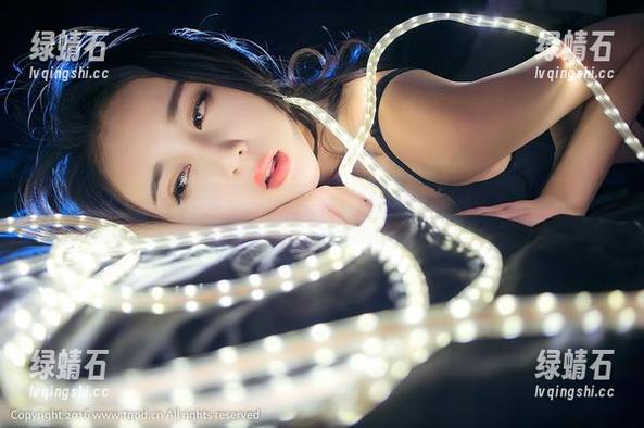 推女神 - 可乐Vicky心中的天使：美图合集里有鬼魅出现吗？