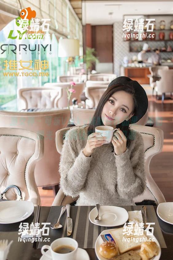推女神 - 可乐Vicky妹妹在作品里，不怕眼光，反而让我想多看几眼