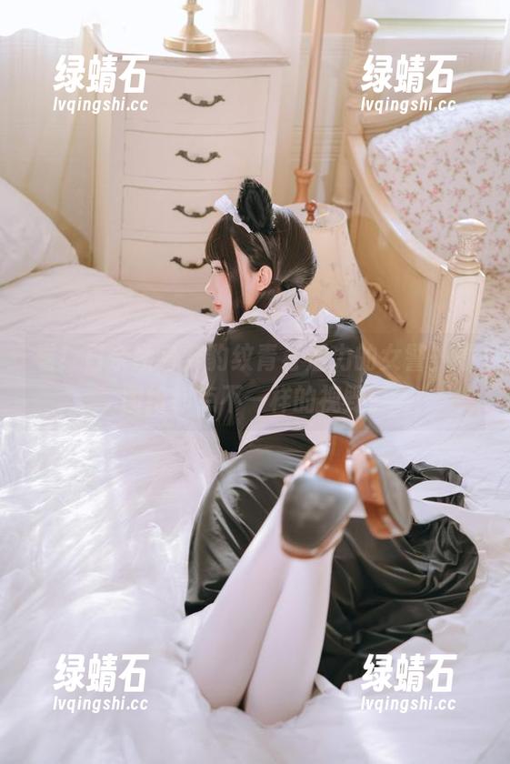 日奈娇 看!日奈娇身穿豹纹青春活力的女警,原图给你点不一样的视野。