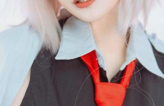 在星澜是澜澜叫澜妹呀的比基尼图集里，突然觉得炎炎夏日太需要这样的清凉解救。