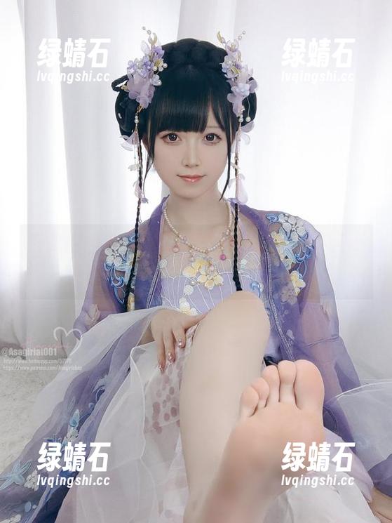 朝雾爱 巫女主题来袭,朝雾爱的精选美图不偏不倚地打击我的审美。