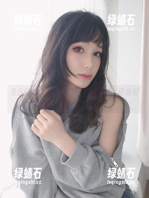 来品味木之本果的袜子舞动图包，精选好物一定会让你愉悦！