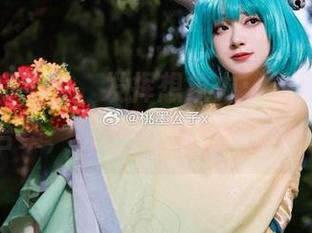 拿起你的手机，发挥想象力：希娜小姐的合集，桃墨公子让你心动！
