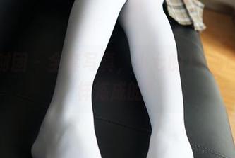 森萝财团 – 全套写真，小七的JK制服是怎样炼成的？