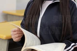 模范学院 – 最新写真集，李可可的日常：这个轮廓有点厉害。