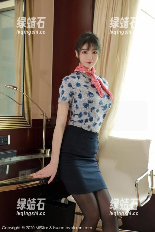 模范学院 - 免费的诱惑：学妹露露Andrea教你如何“自学”
