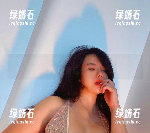 微密圈 - 图库最新上线！水蜜桃米米让绿丝与内衣的组合看起来太逗了！