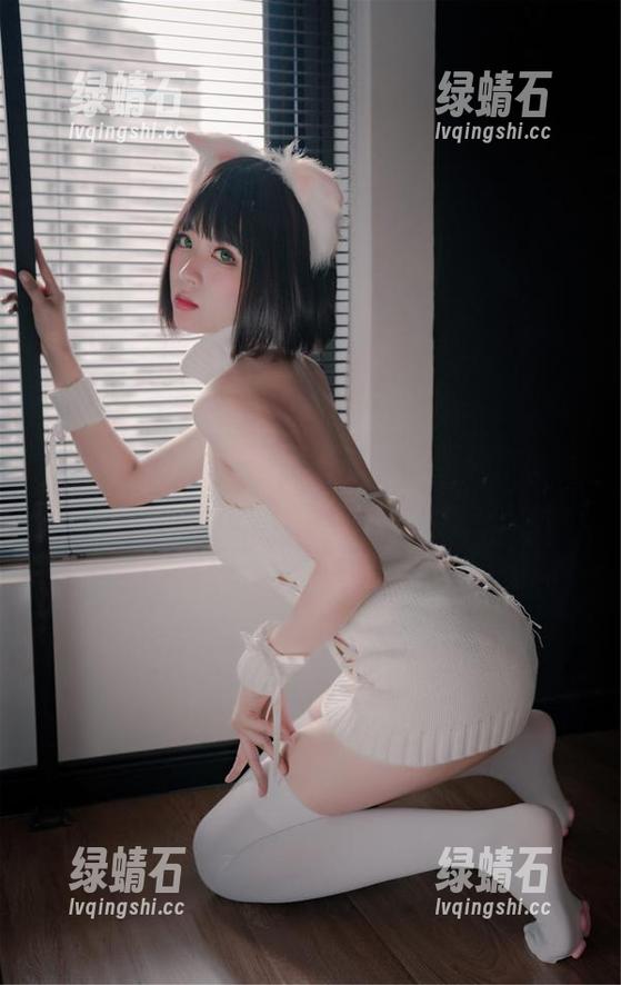 姐姐这组写真，已经开到海克斯科技小蛋糕的满分了吧！
