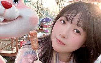 炸酱沐沐的修女时刻：私拍也能传递点儿神秘感吧。