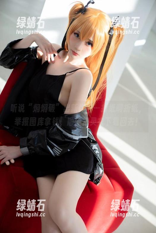 焖焖碳 听说“焖焖碳”出新作——折纸啊折纸,举报图库拿钱,顺便把灵衣下载回去!