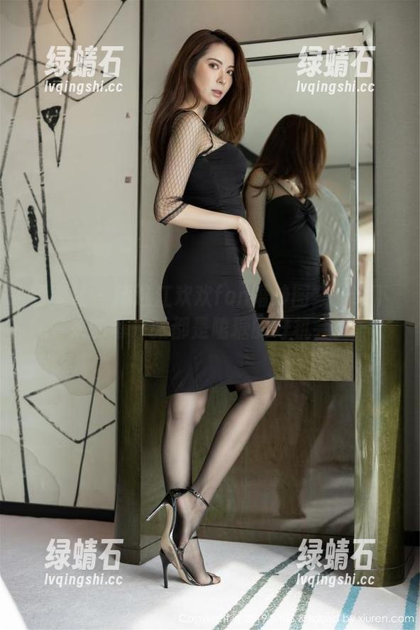 爱蜜社-江欢欢fon 爱蜜社 - 精选江欢欢fon婚纱图集:接下来的每一张都是嗑糖的好机会!