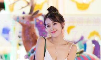爱蜜社 – 当图包里的沈佳熹遇上油亮，画面果然太“闪耀”了点。